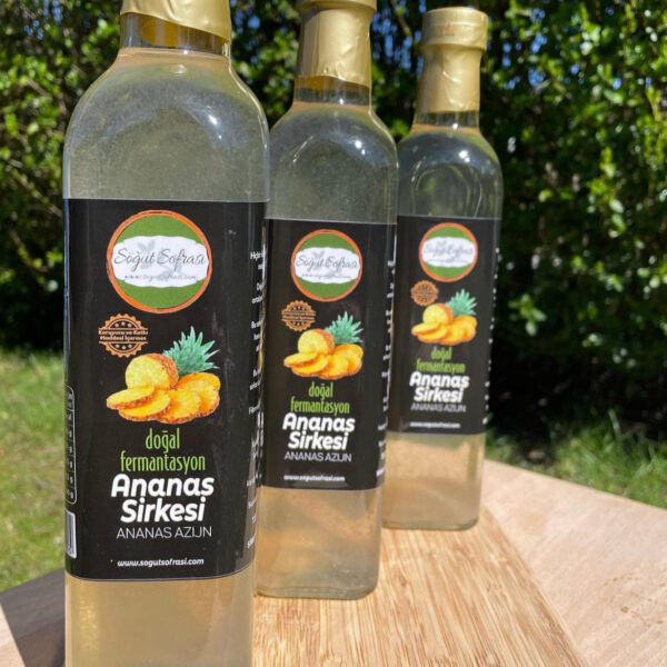 Ananas Sirkesi