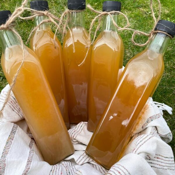 Second image of Katkısız Elma Sirkesi - 500ml (Aydın)